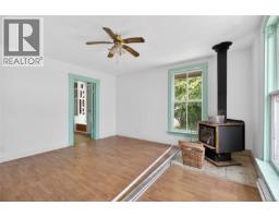 5545 Island Hwy S, Union Bay, BC V0R3B0 Photo 21