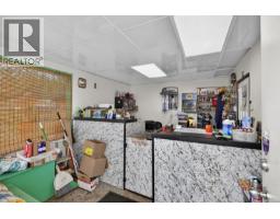5545 Island Hwy S, Union Bay, BC V0R3B0 Photo 29