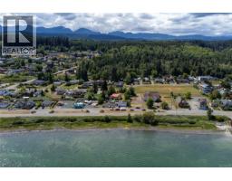 5545 Island Hwy S, Union Bay, BC V0R3B0 Photo 33