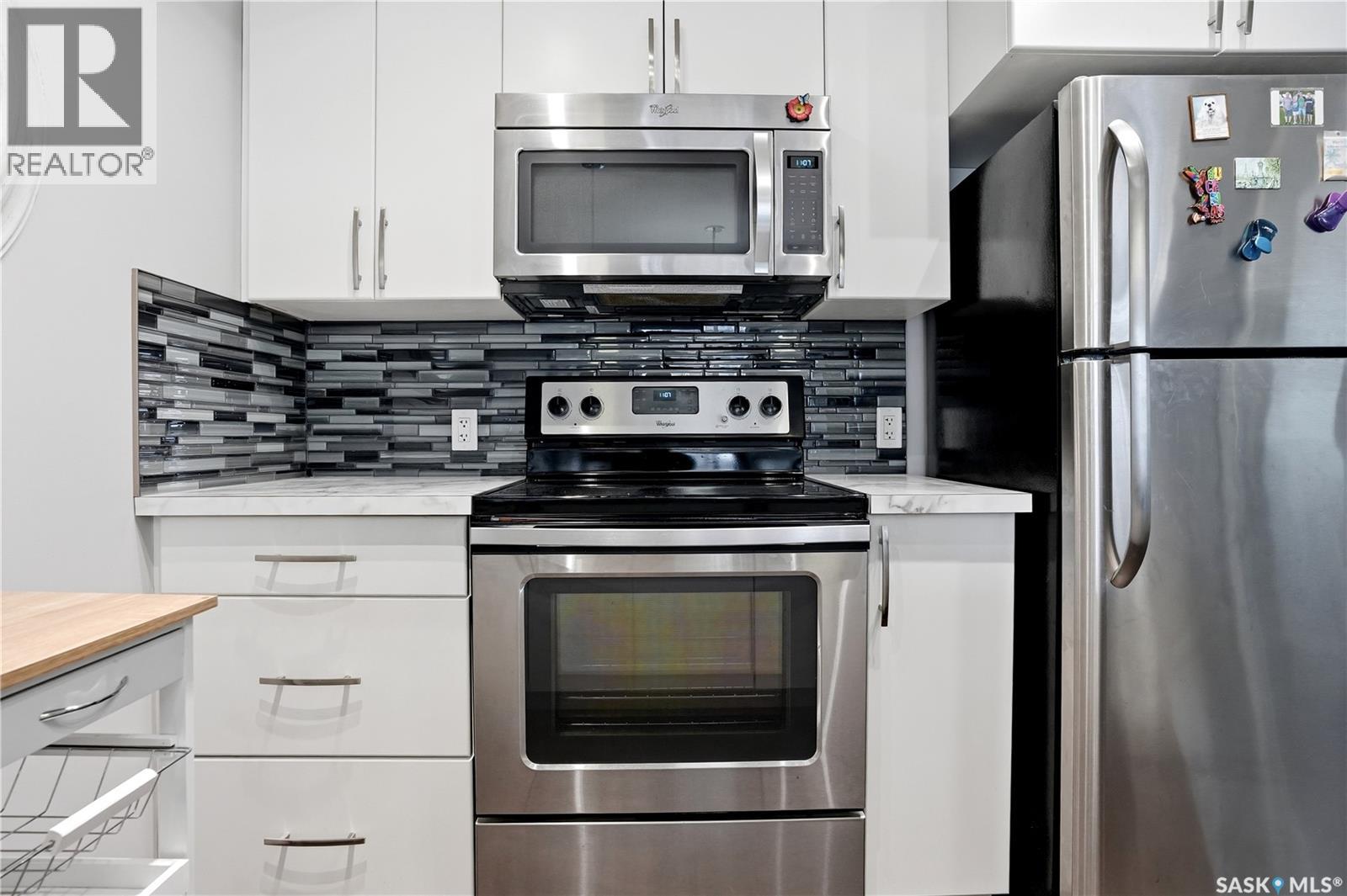 323 5301 Universal CRESCENT — photo 10