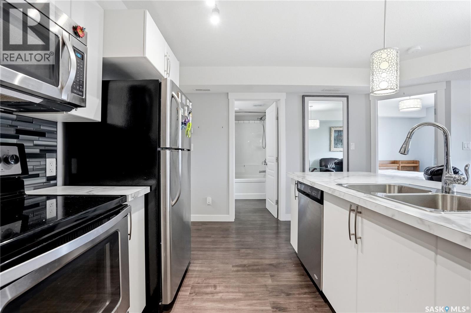 323 5301 Universal CRESCENT — photo 12