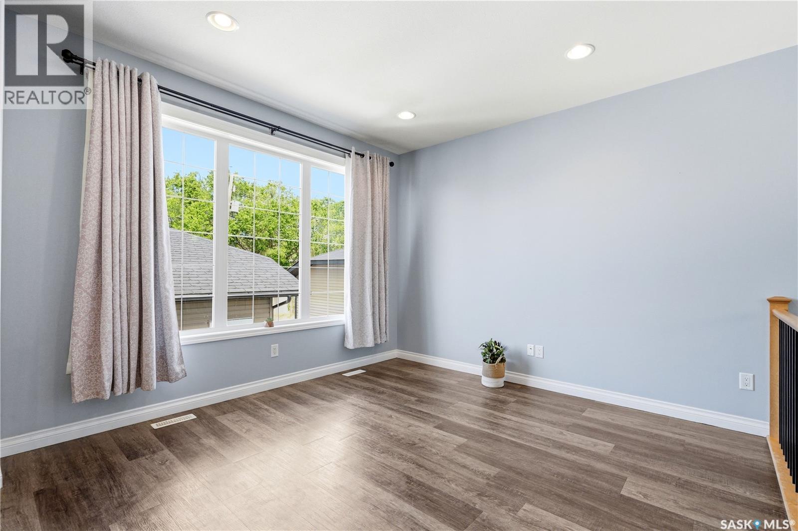 3 116 Hiebert CRESCENT — photo 12