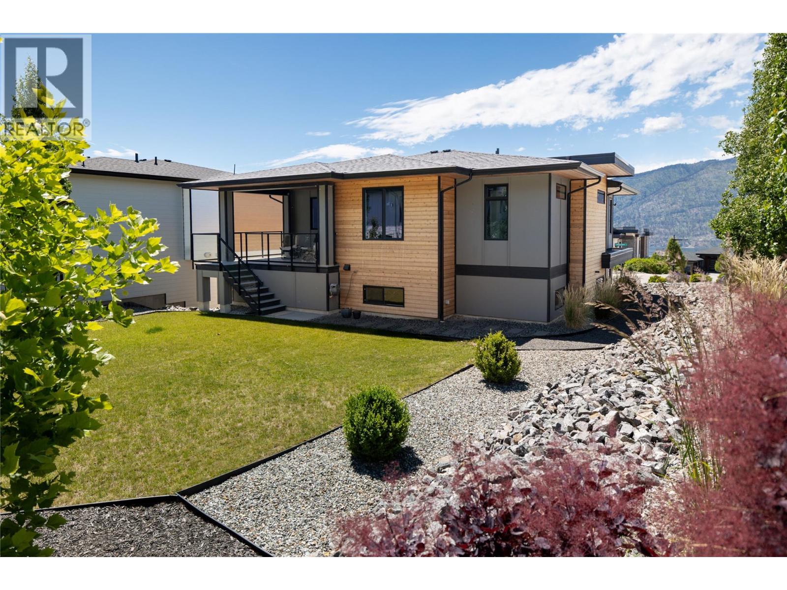  9499 Ledgestone Road, Lake Country