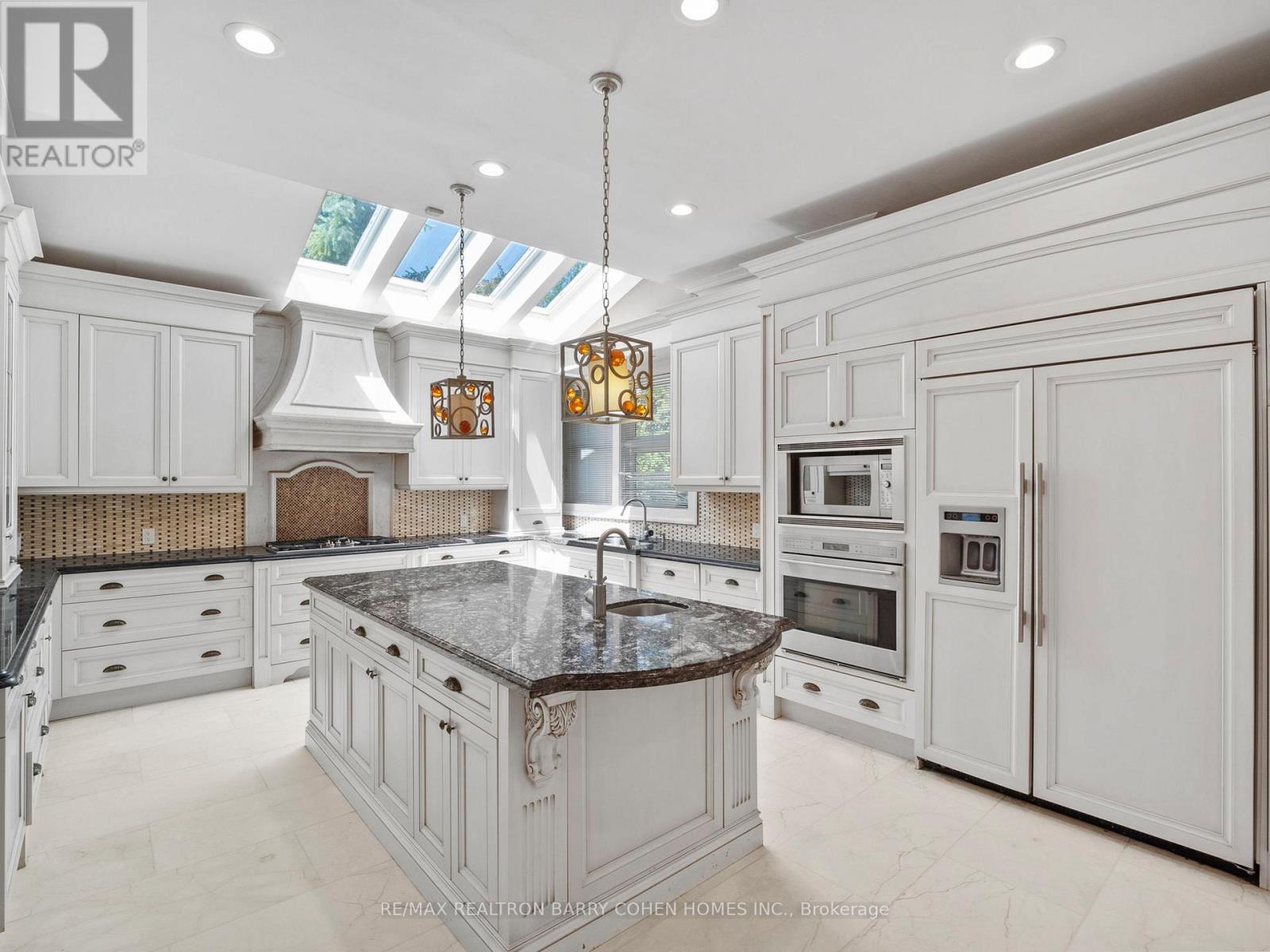 40 OLD COLONY ROAD - 14