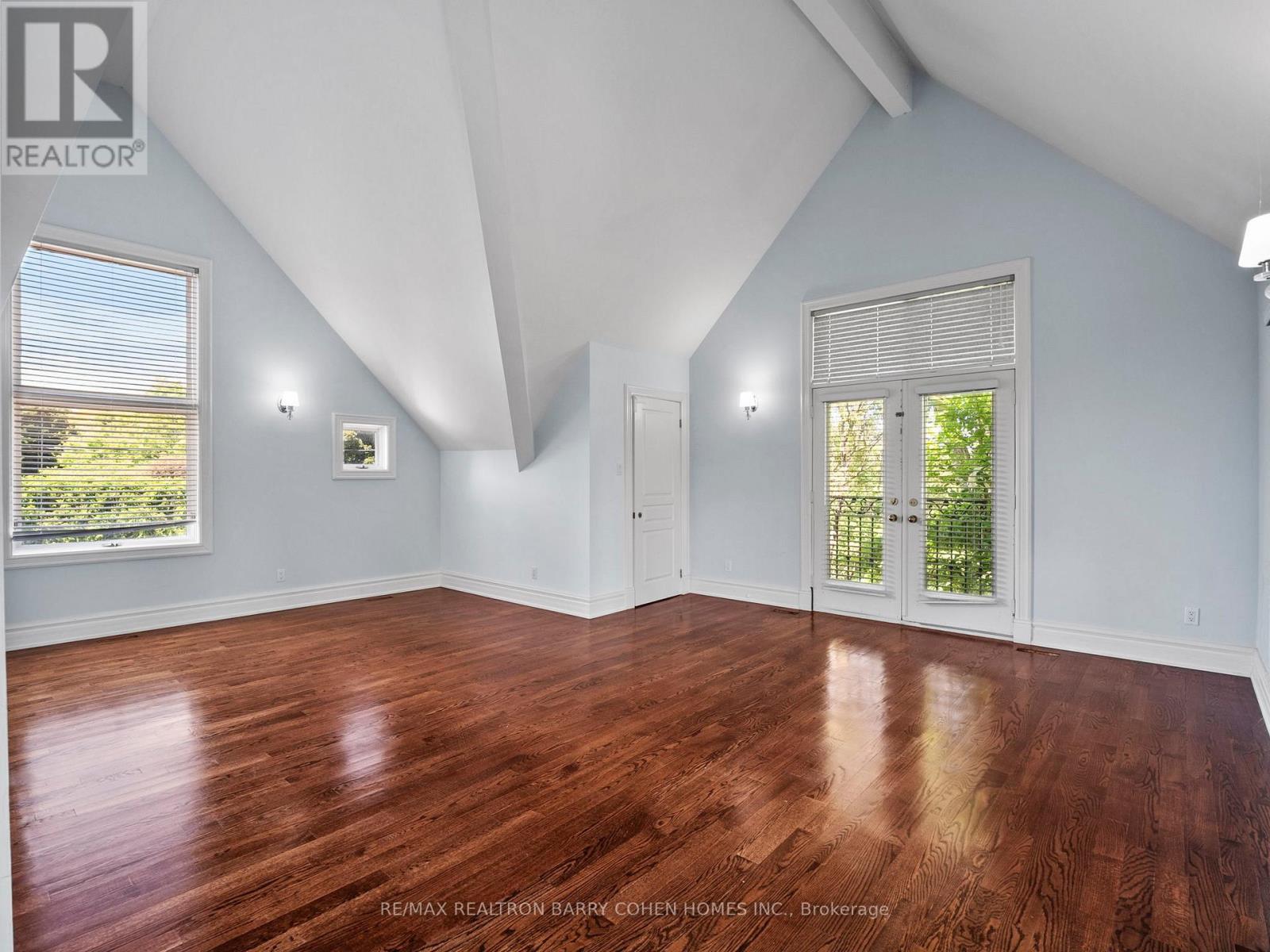 40 OLD COLONY ROAD - 30