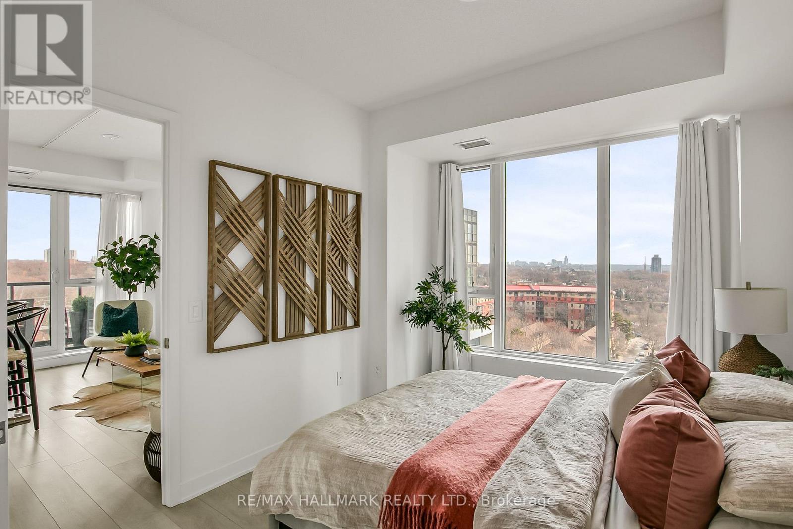 #1021 35 TUBMAN AVENUE - 19