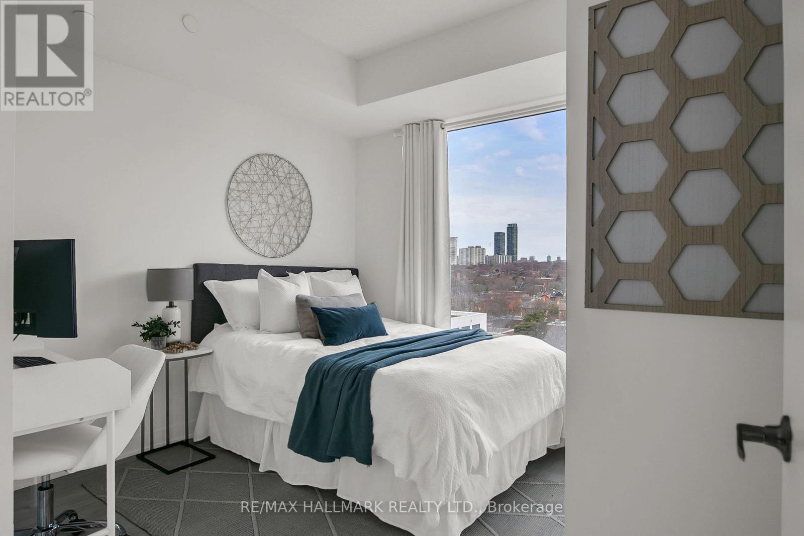 #1021 35 TUBMAN AVENUE - 23