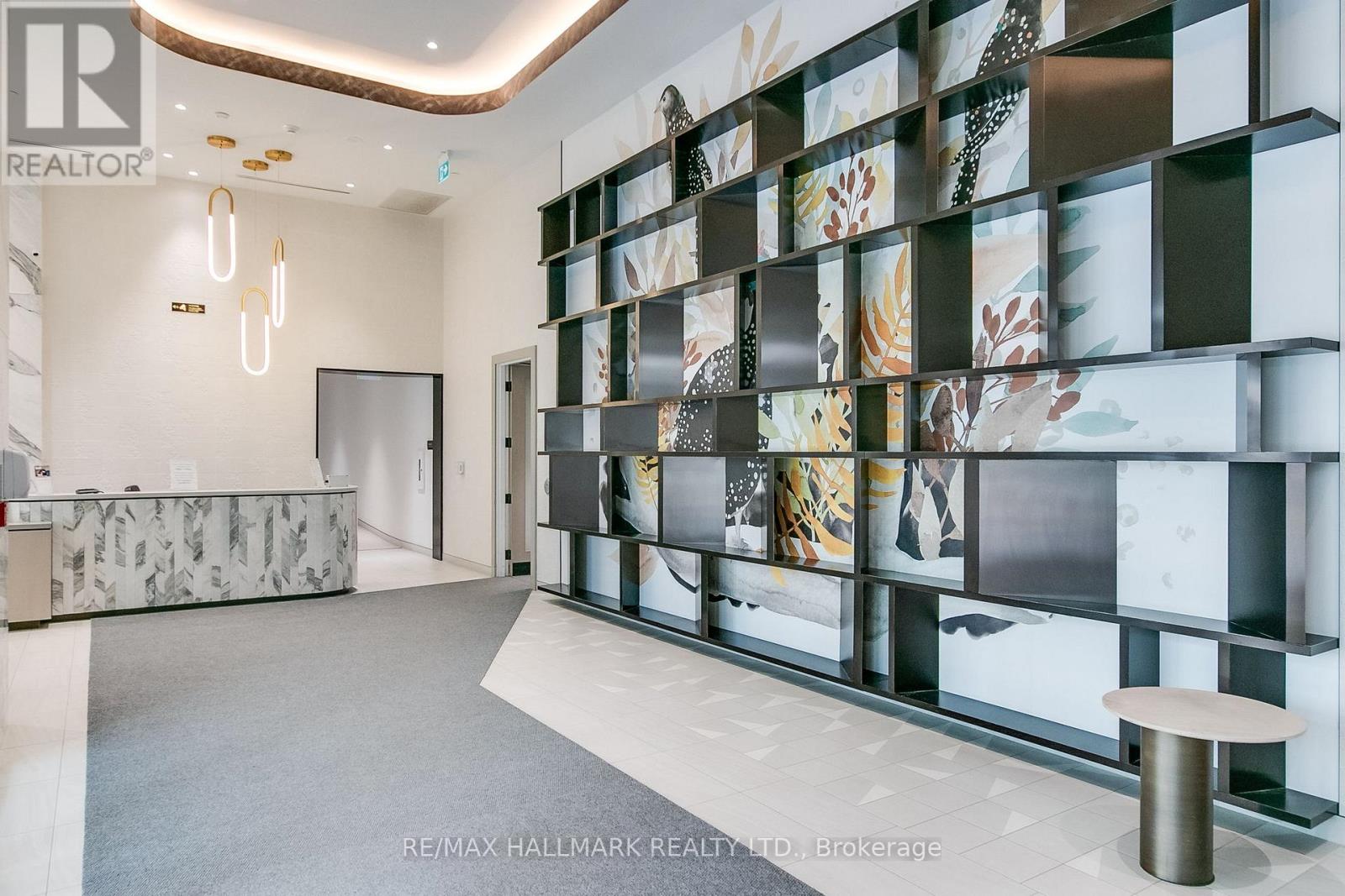 #1021 35 TUBMAN AVENUE - 47