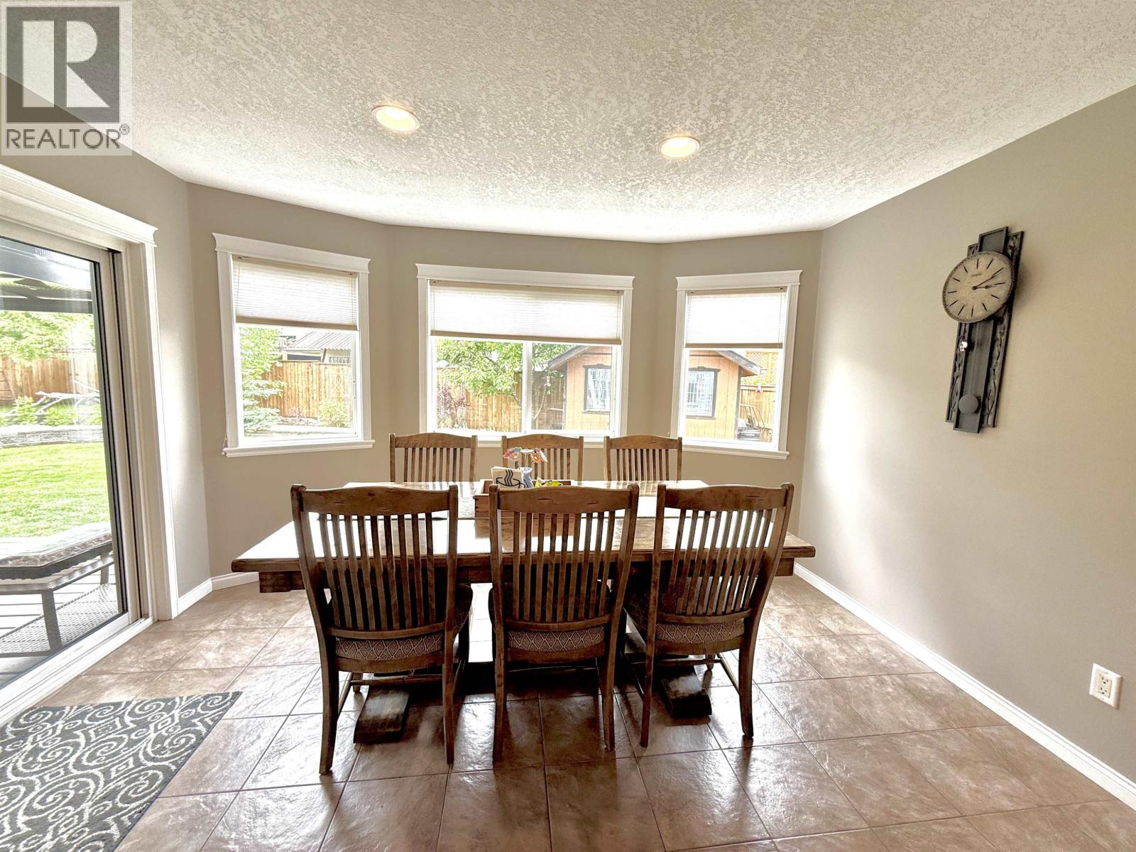 Photo 15 of 40 — 3713 CHARTWELL AVENUE · Prince George, BC