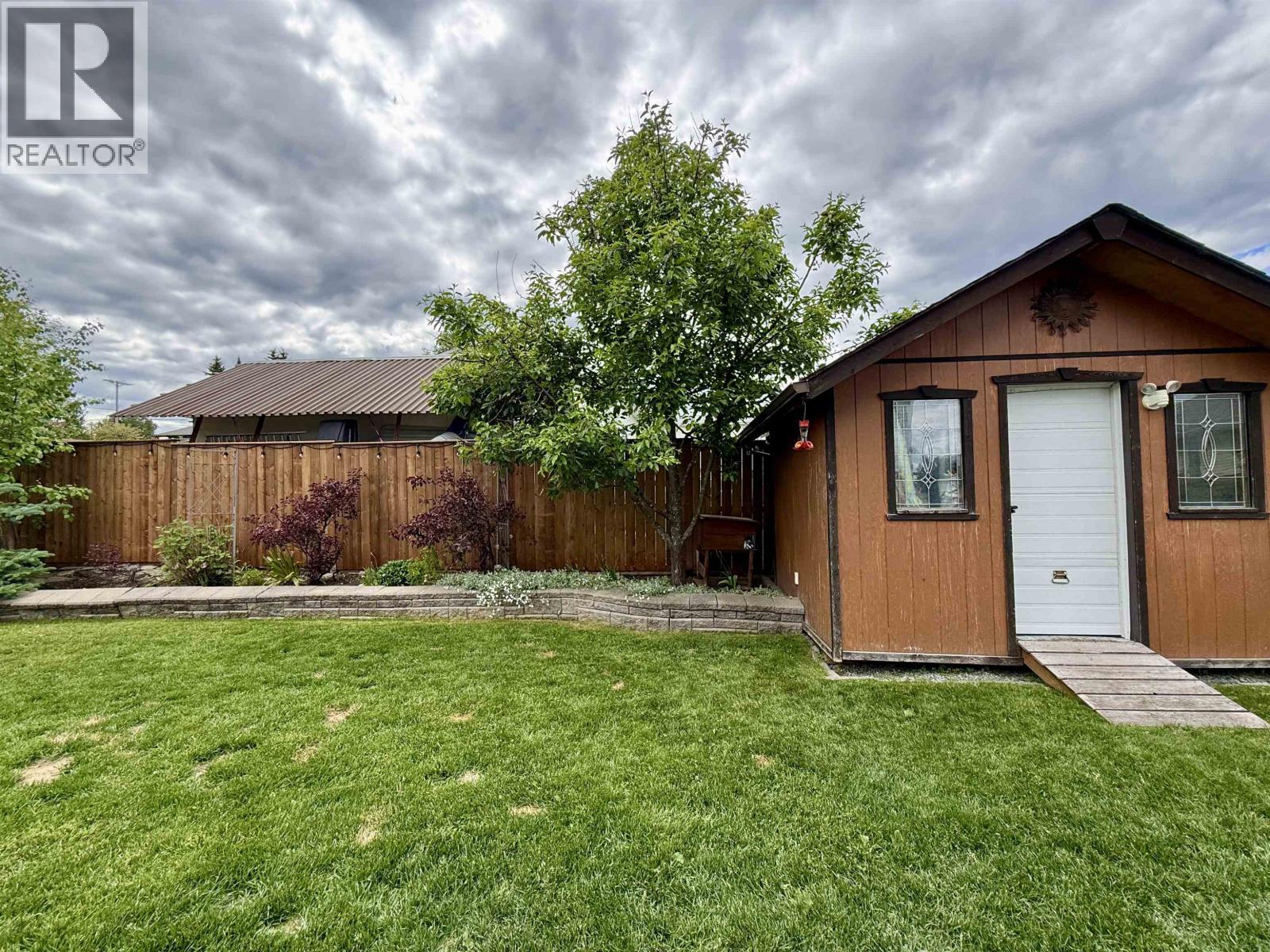 Photo 37 of 40 — 3713 CHARTWELL AVENUE · Prince George, BC