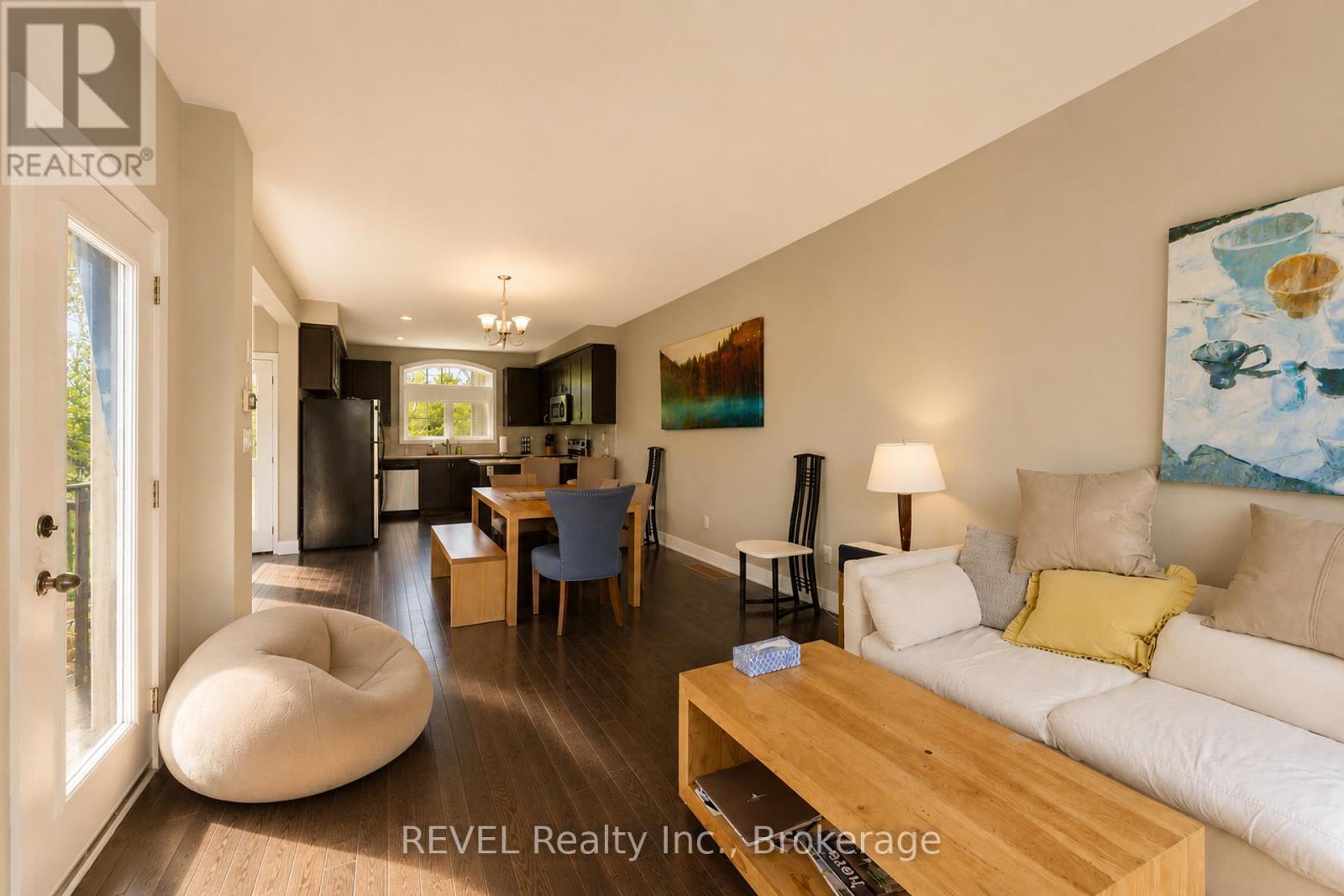 67 ROCKMOUNT CRESCENT - 14