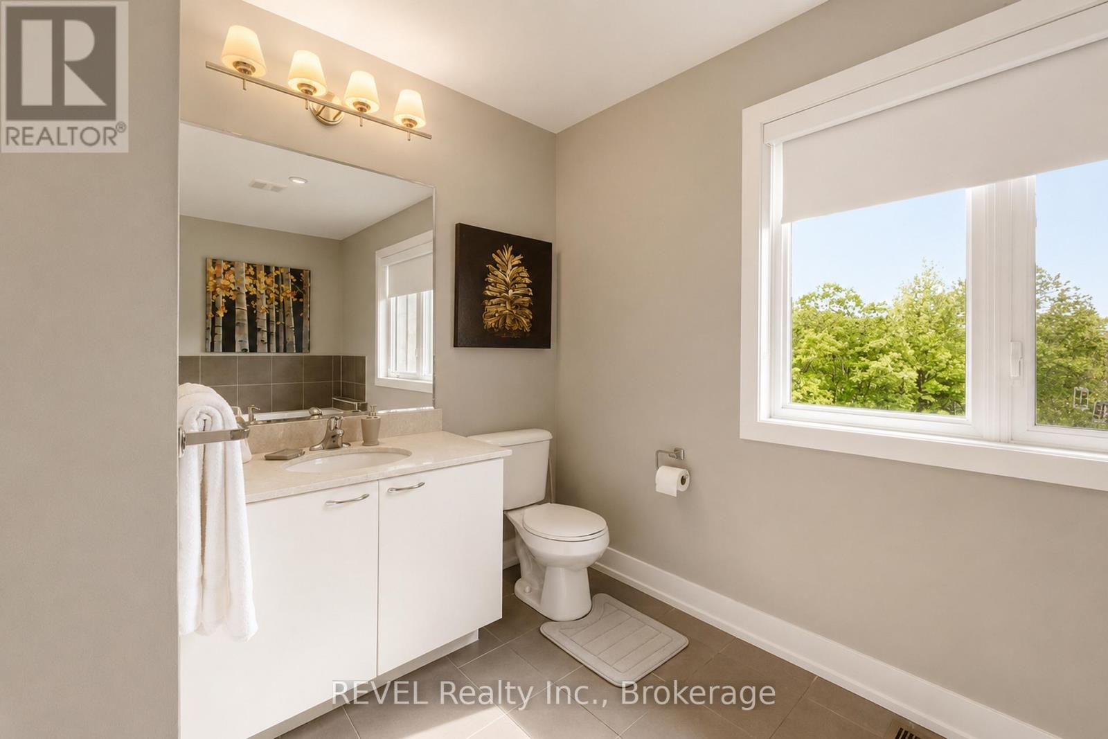 67 ROCKMOUNT CRESCENT - 21
