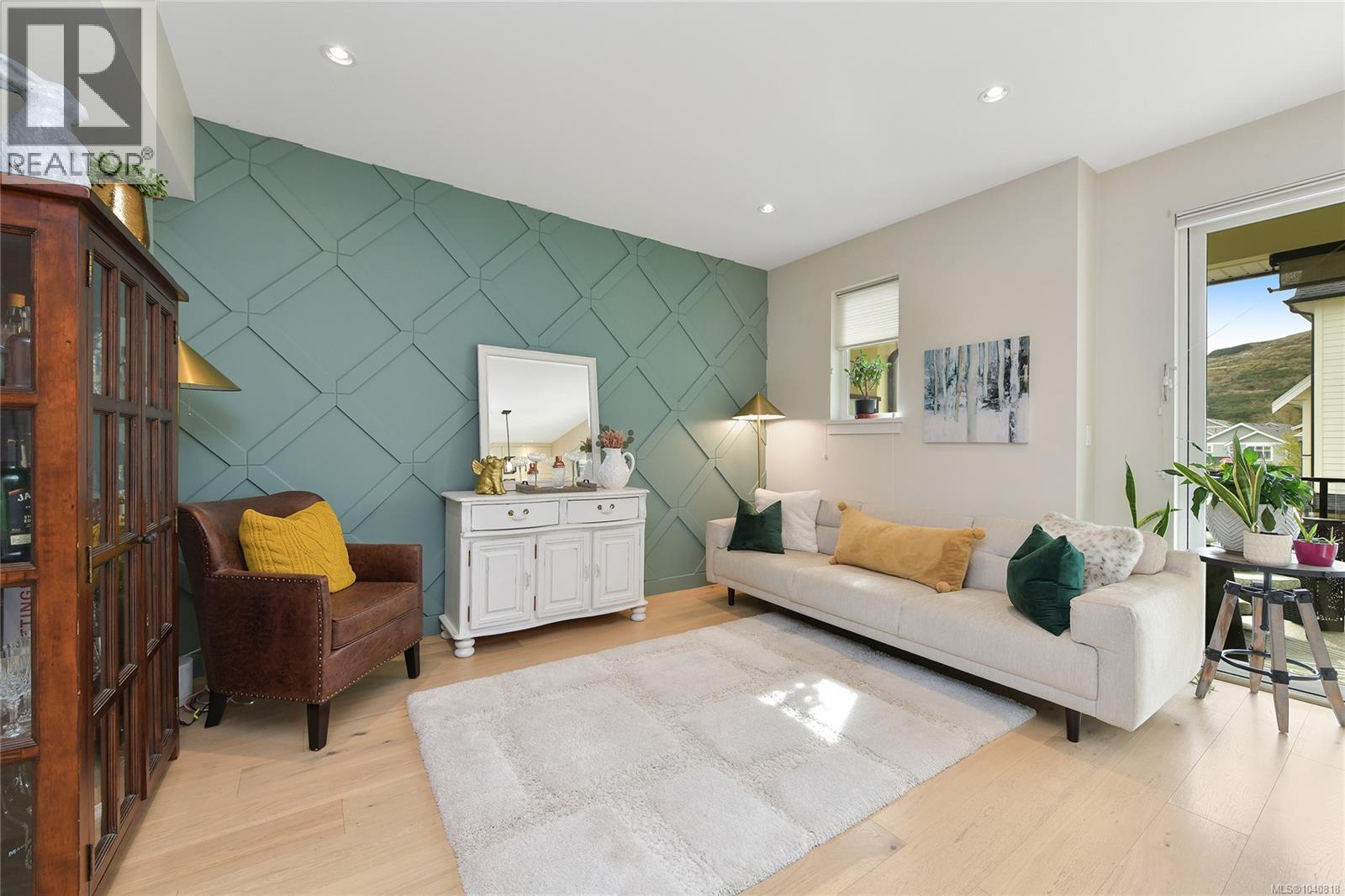 2826 Turnstyle Cres - 15