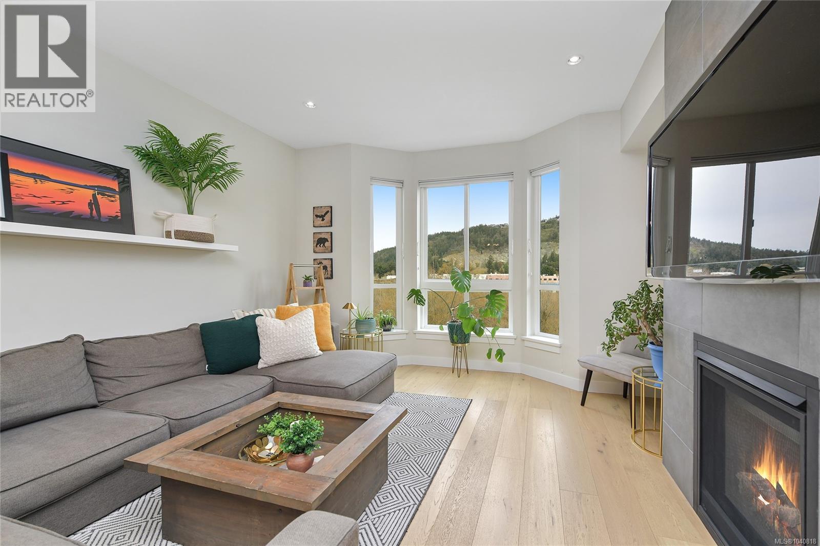 2826 Turnstyle Cres - 2