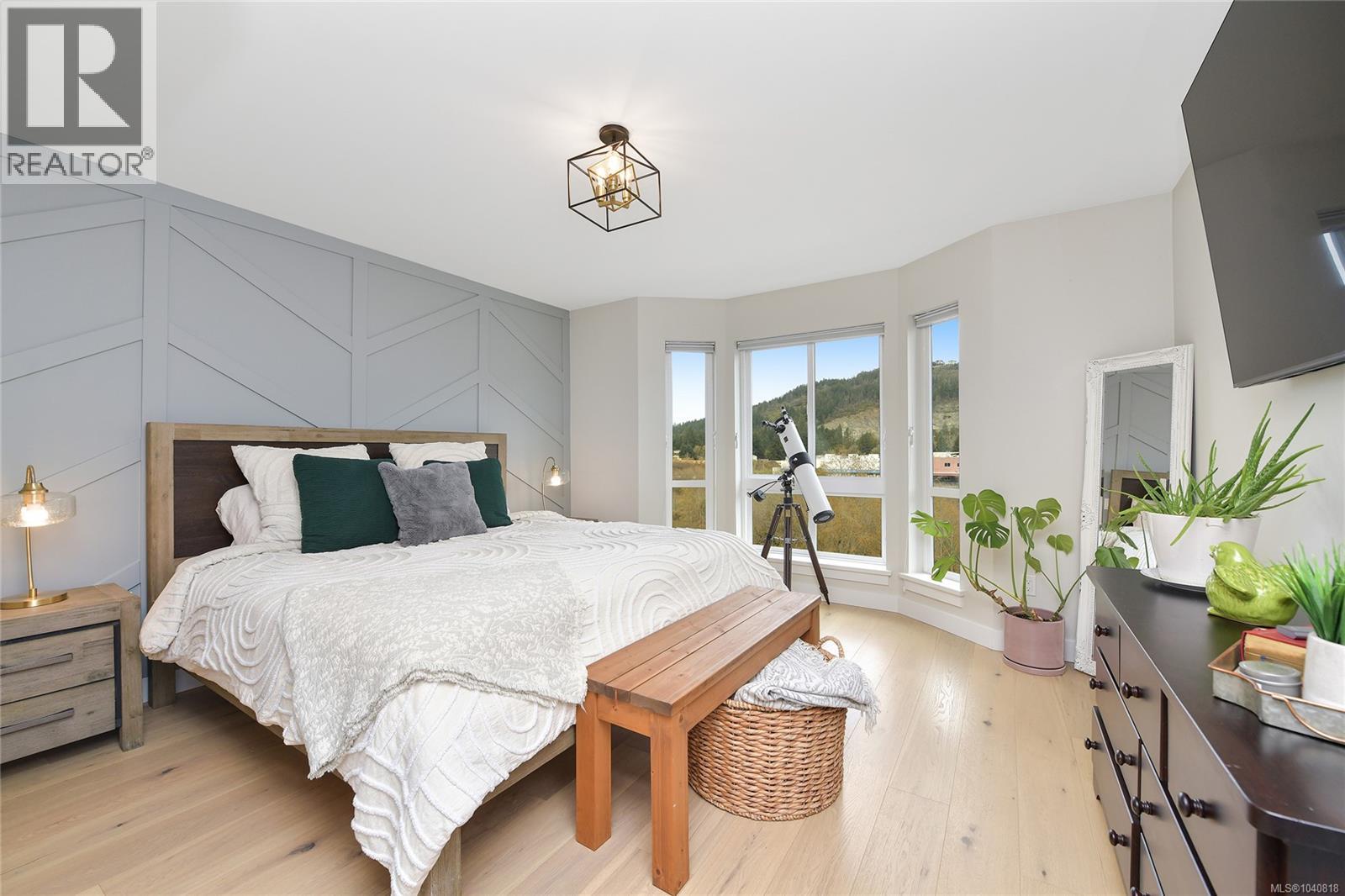 2826 Turnstyle Cres - 22