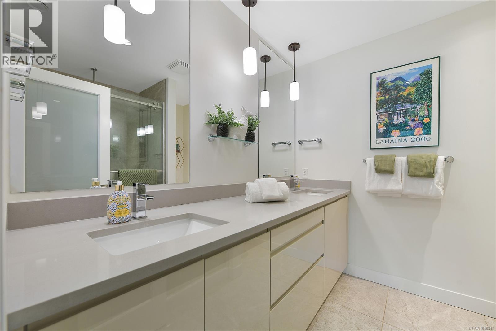 2826 Turnstyle Cres - 28