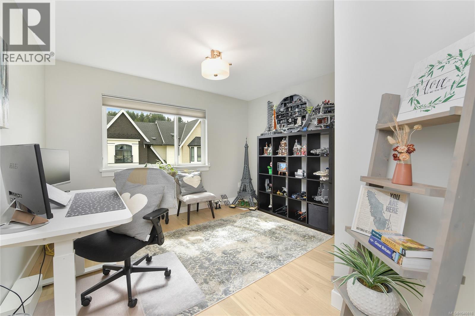 2826 Turnstyle Cres - 34