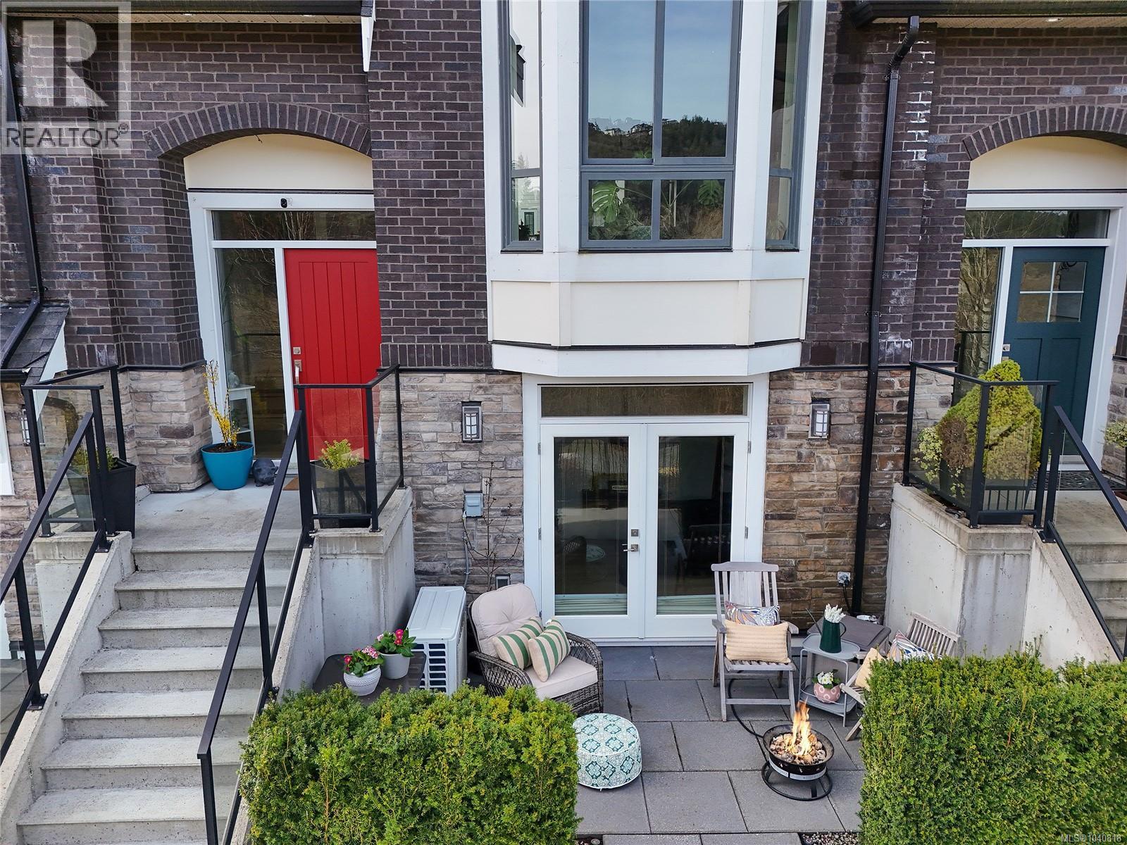 2826 Turnstyle Cres - 48