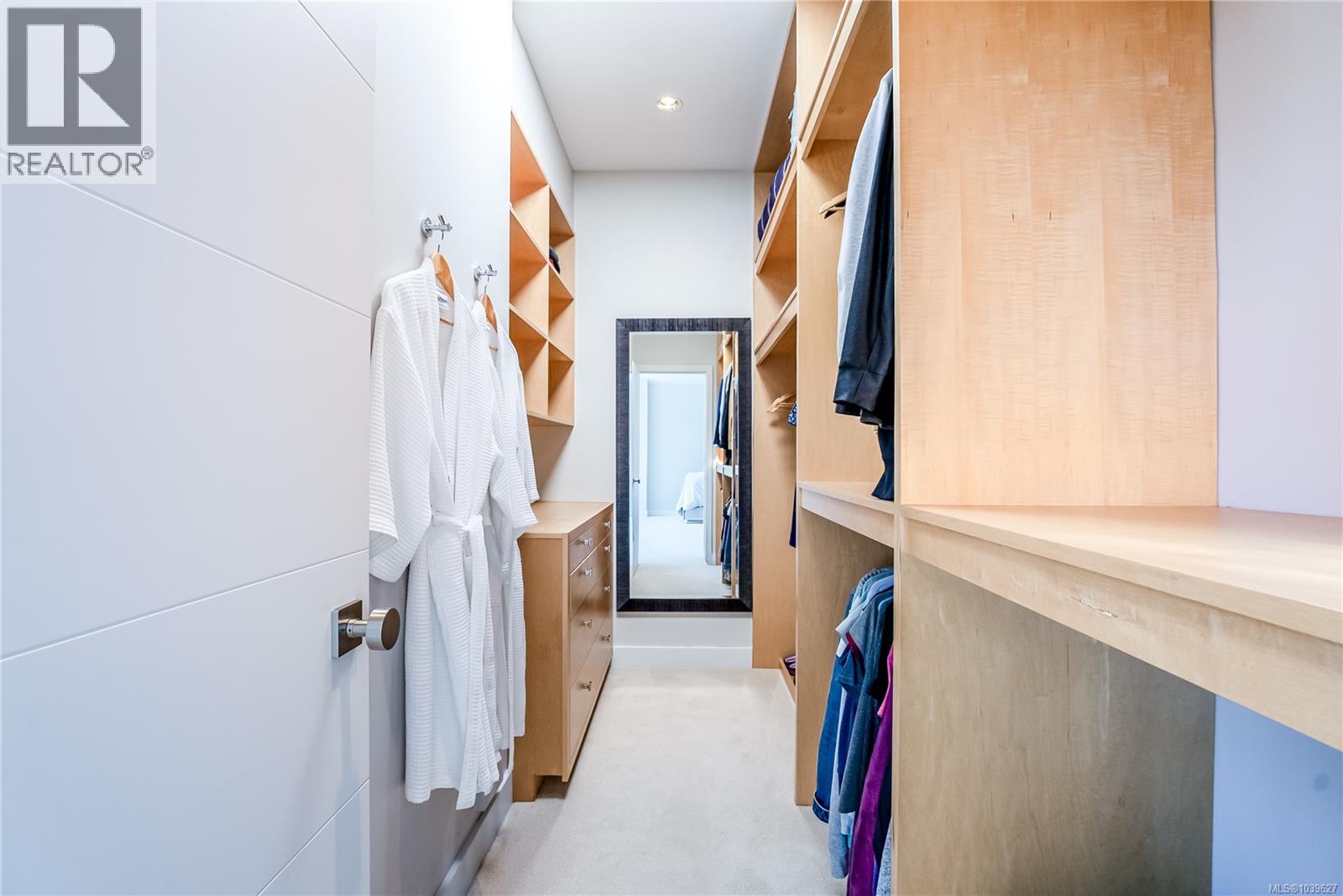 #20 4771 Cordova Bay Rd - 25