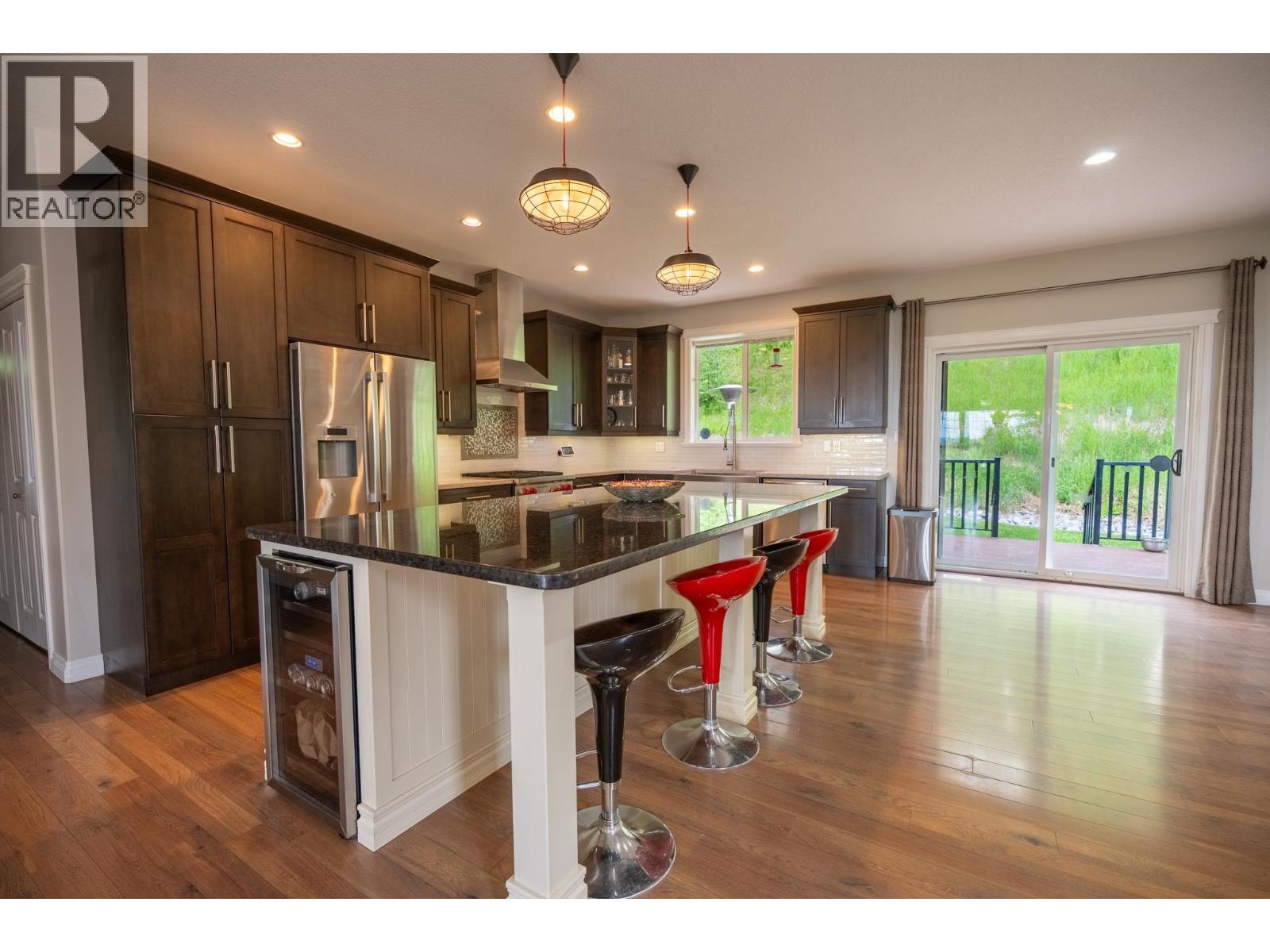Photo 13 of 35 — 3065 CHARELLA PLACE · Prince George, BC