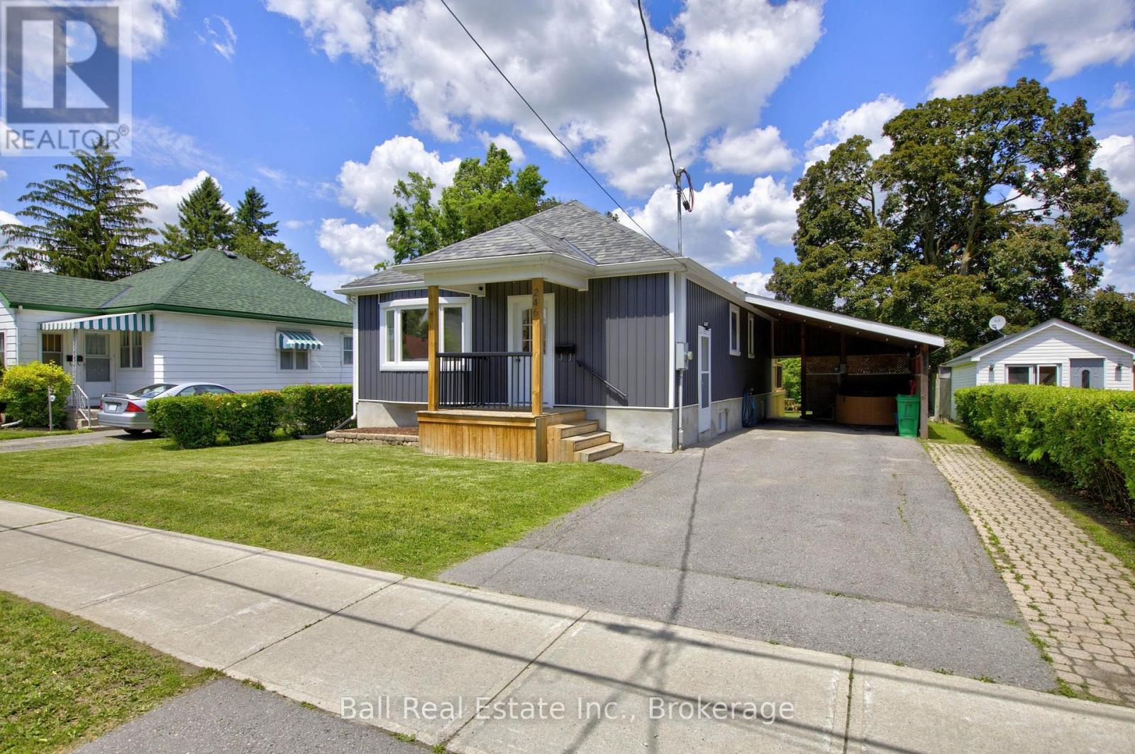 246 KING GEORGE STREET - 3