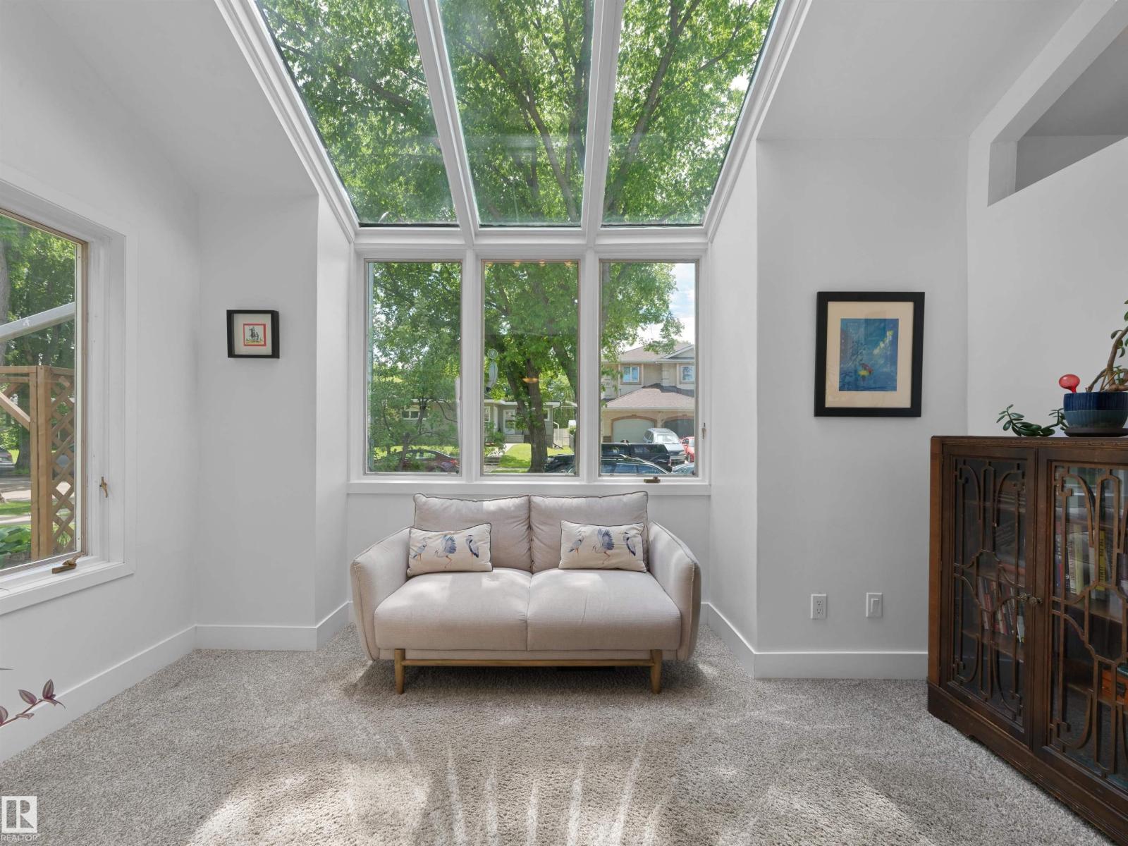 7624 92 AV NW — photo 13