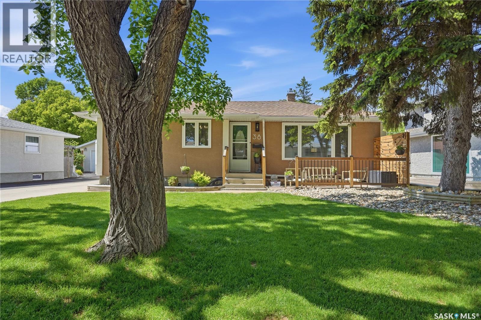 38 Ellison CRESCENT - photo 2