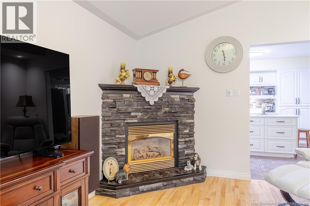 45 Mountain View Crescent - 11