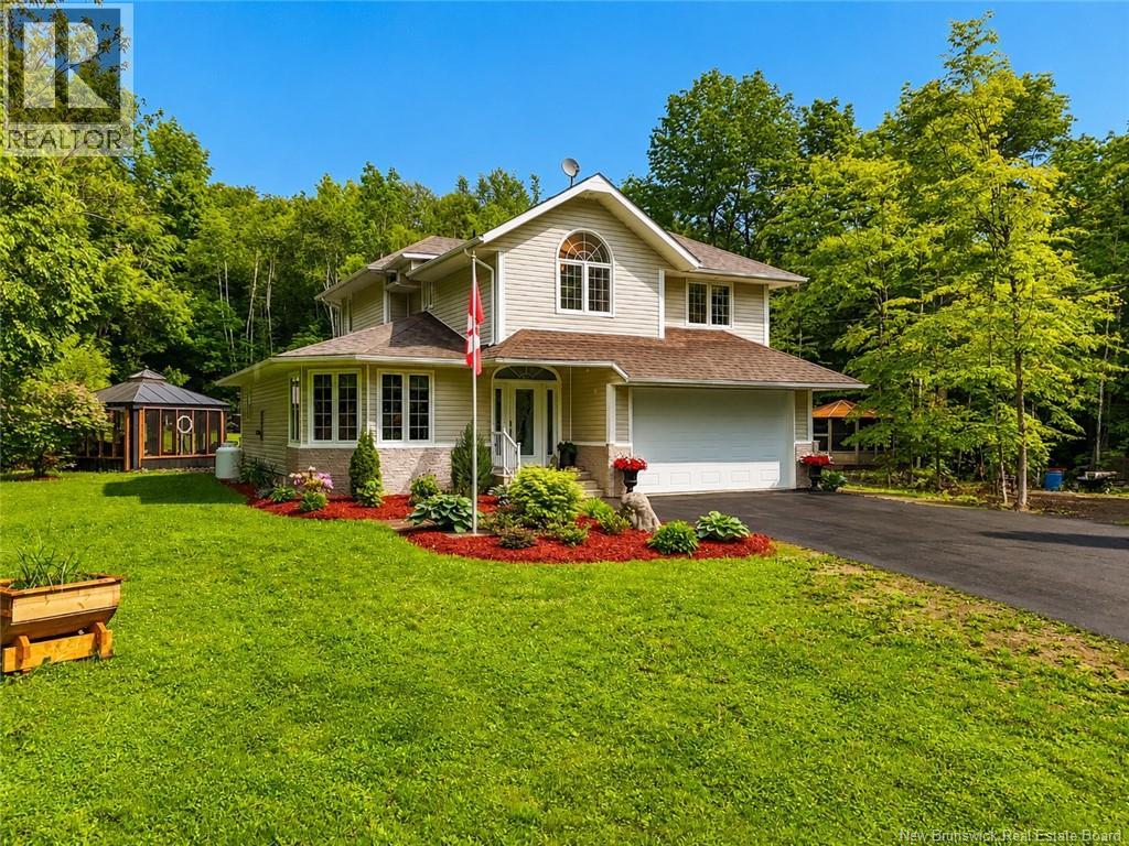 45 Mountain View Crescent - 1