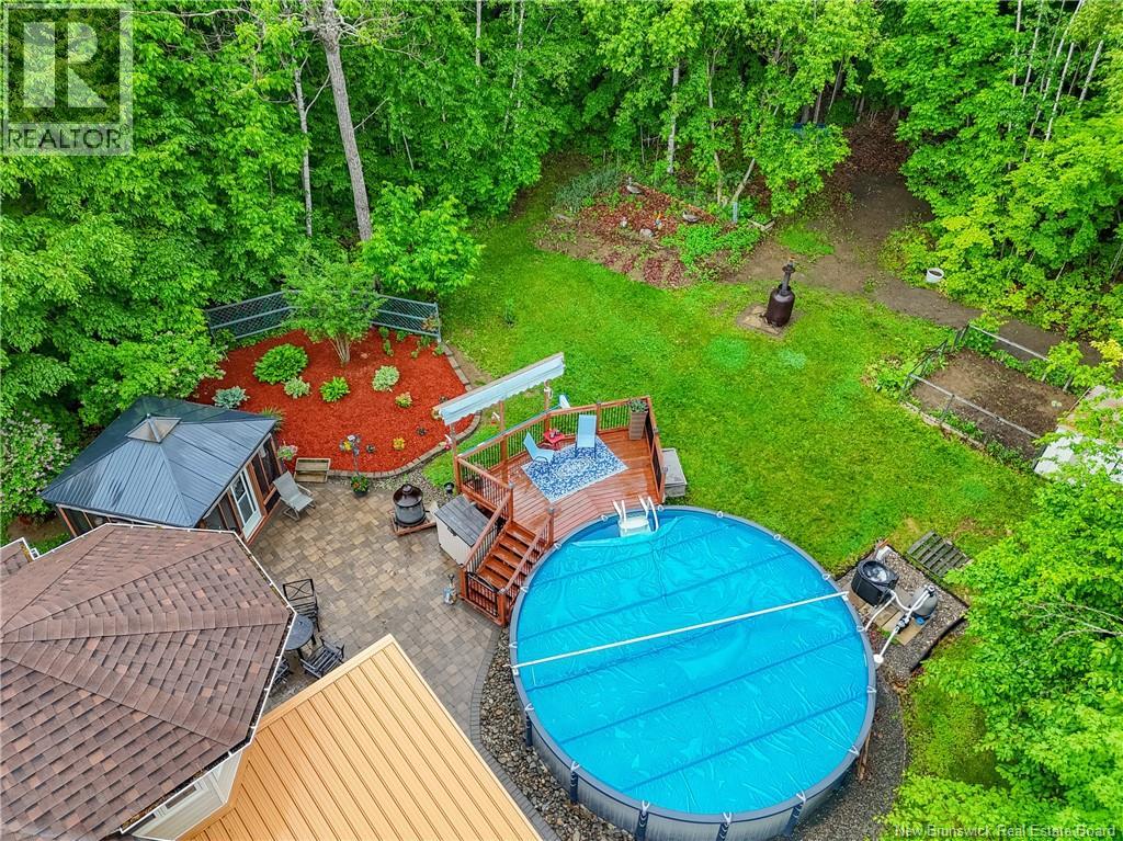 45 Mountain View Crescent - 41
