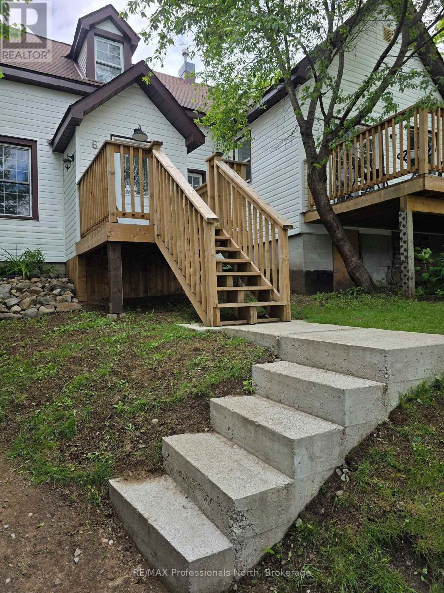 6 DUFFERIN STREET N - 3