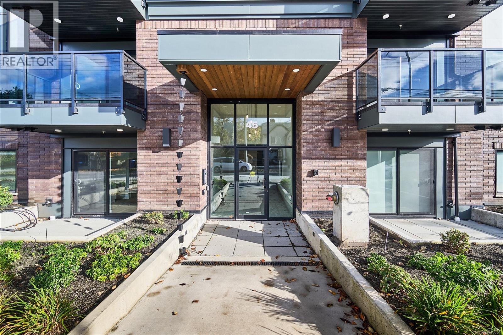 #407 45 Haliburton St - 7