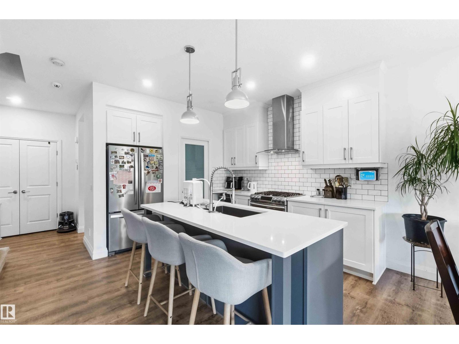 9323 223 ST NW - 11