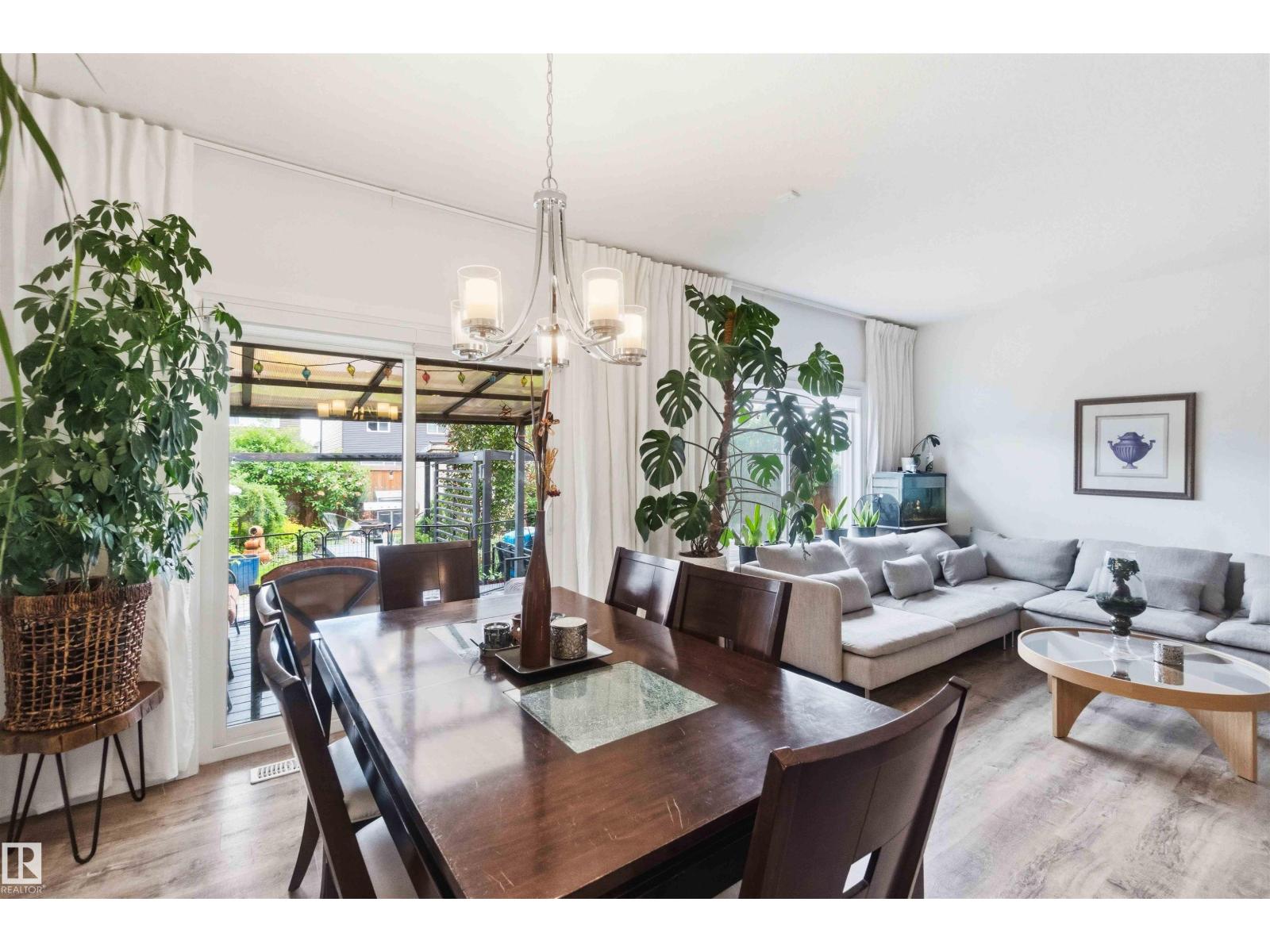9323 223 ST NW - 14