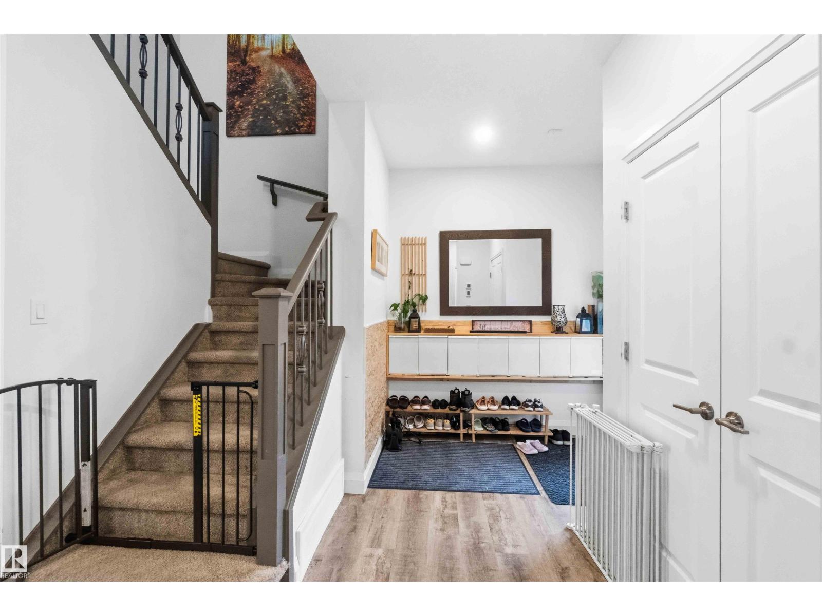 9323 223 ST NW - 2