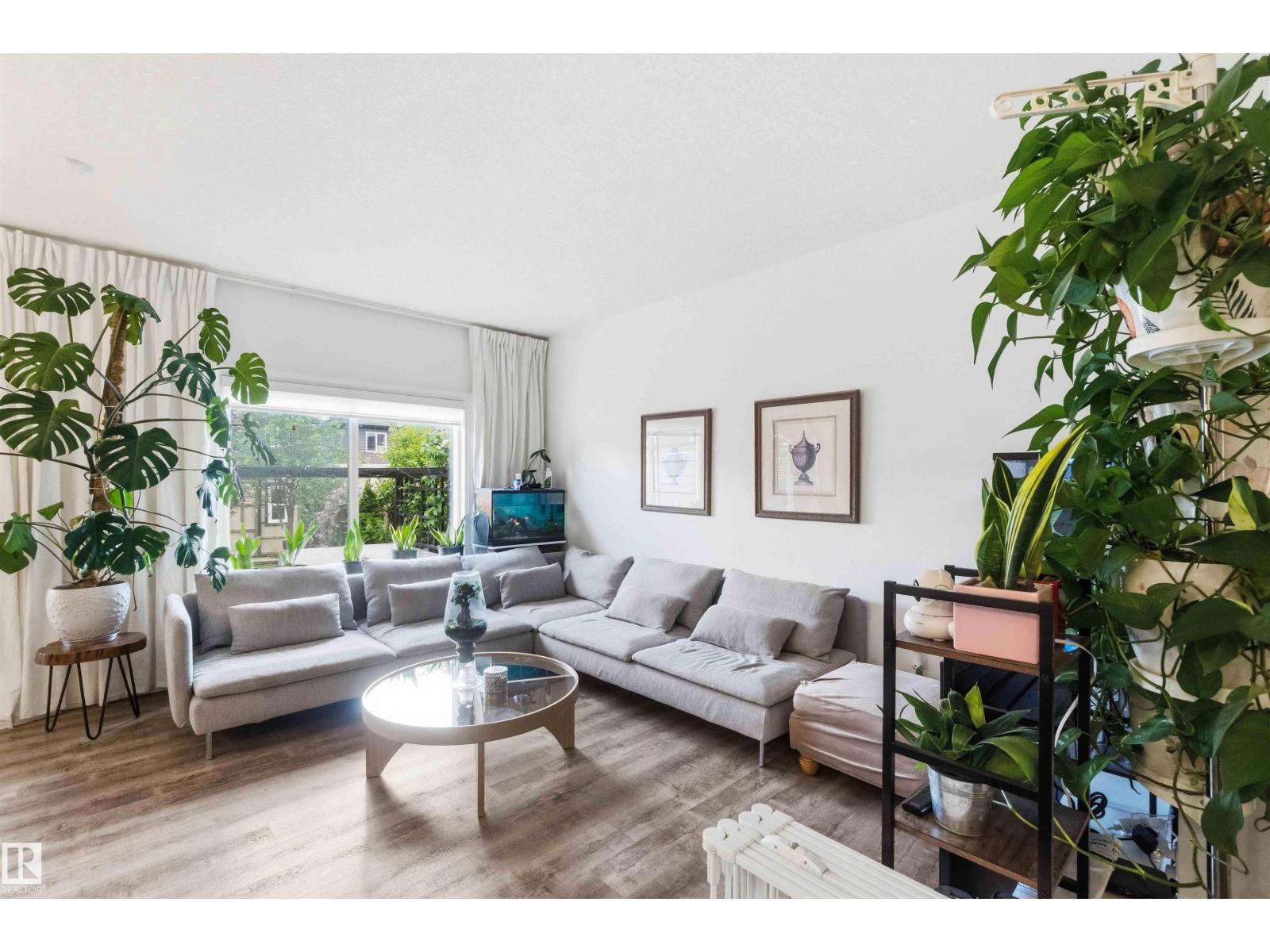 9323 223 ST NW - 20