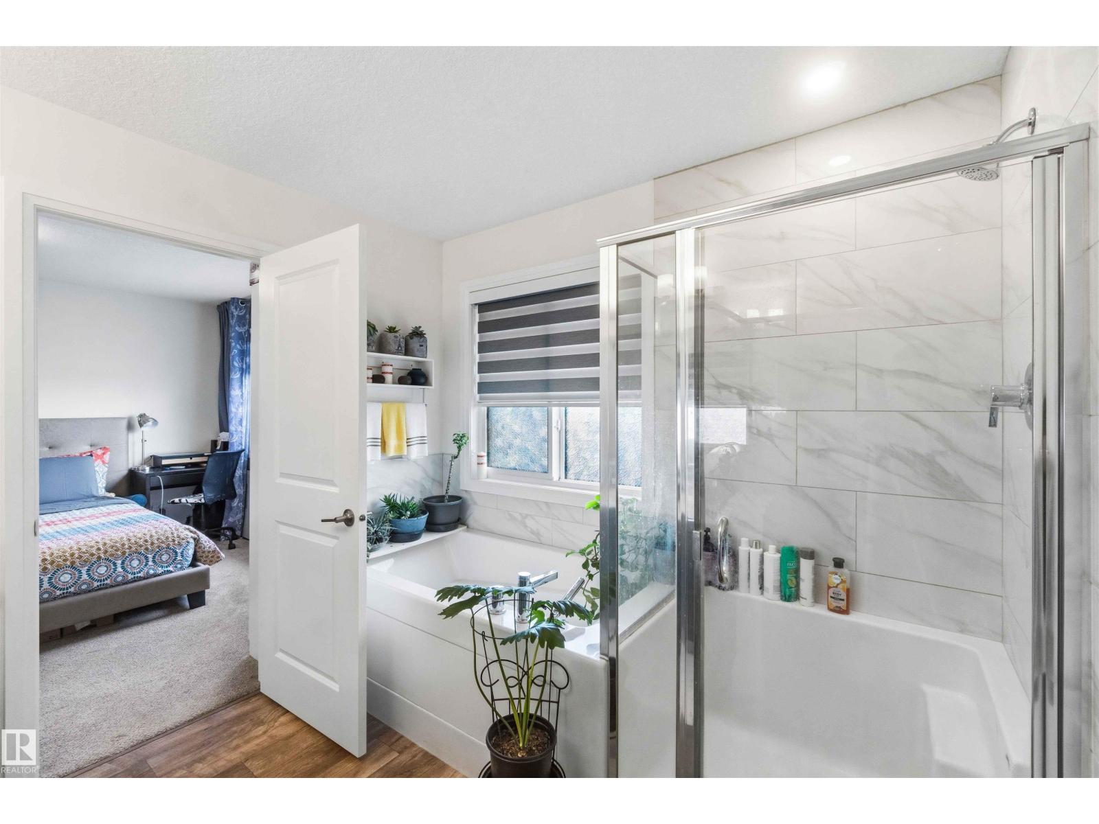 9323 223 ST NW - 33