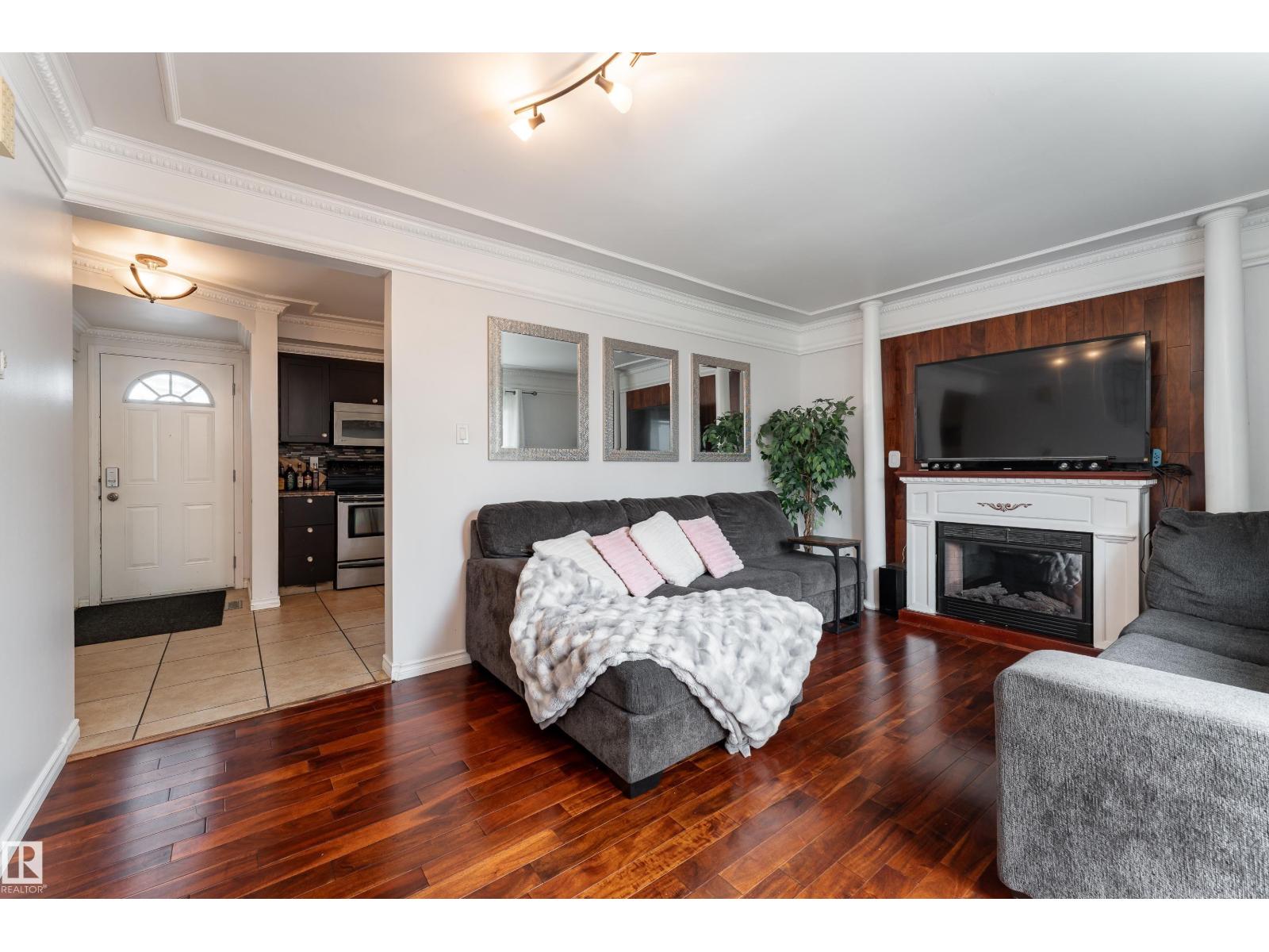 747 CLAREVIEW RD NW - 8