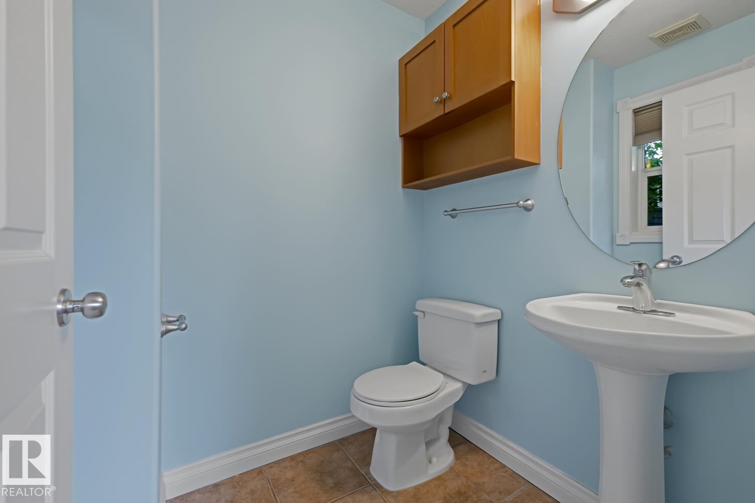 10728 71 AV NW - 18