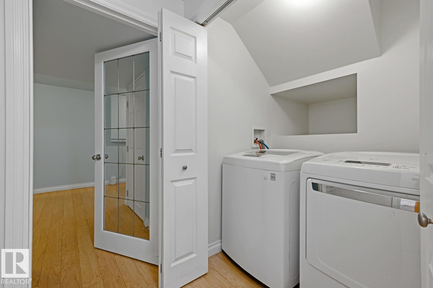 10728 71 AV NW - 30
