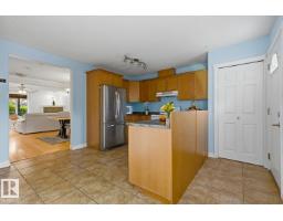 10728 71 Av Nw, Edmonton, AB T6E0X6 Photo 16