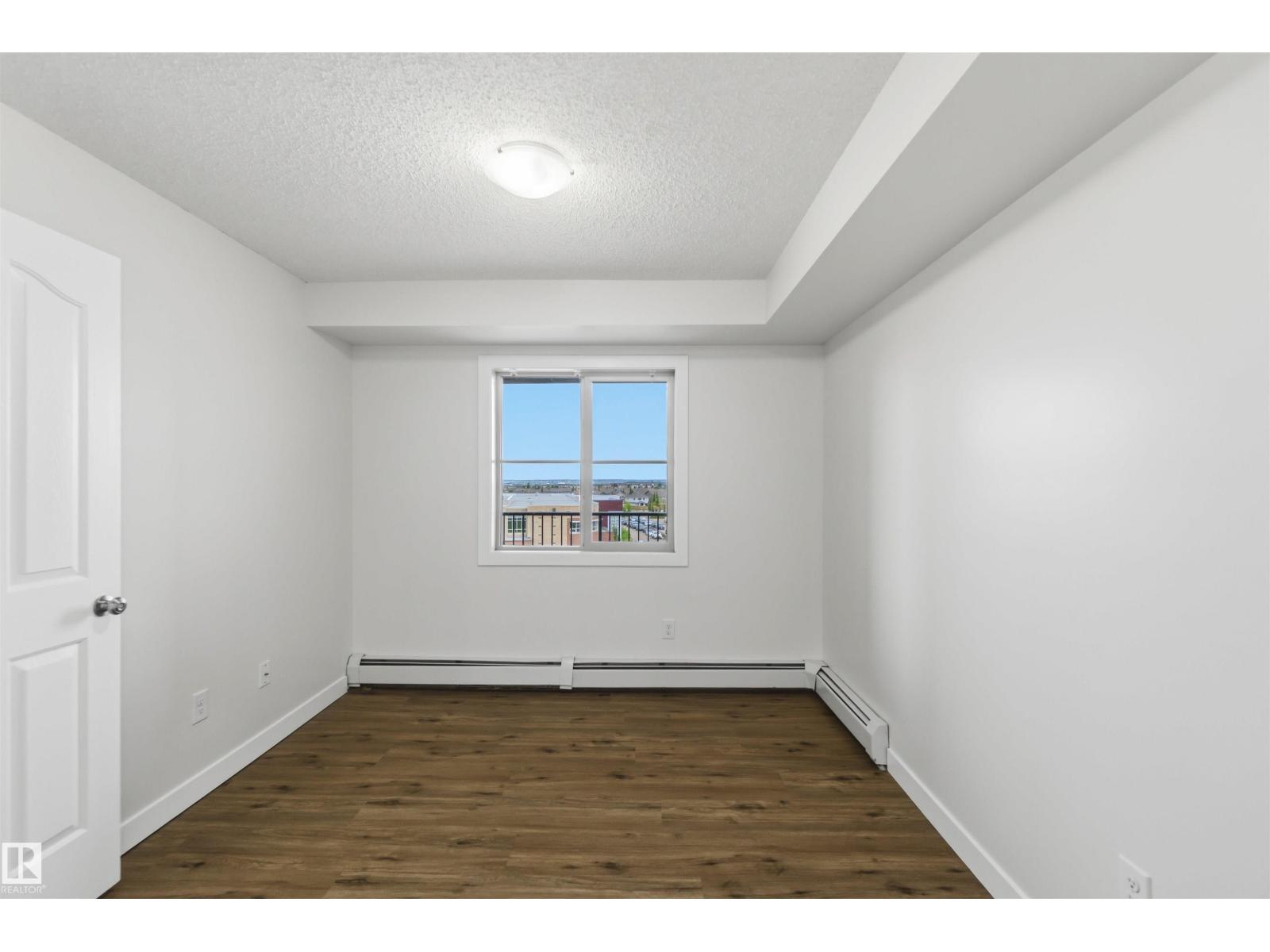 #403 270 MCCONACHIE DR NW — photo 17