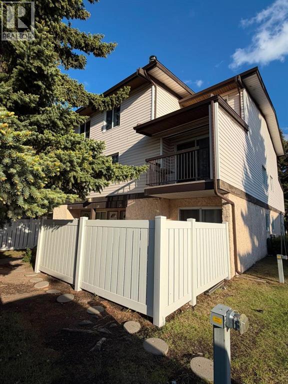 #25 3745 Fonda Way SE - 1