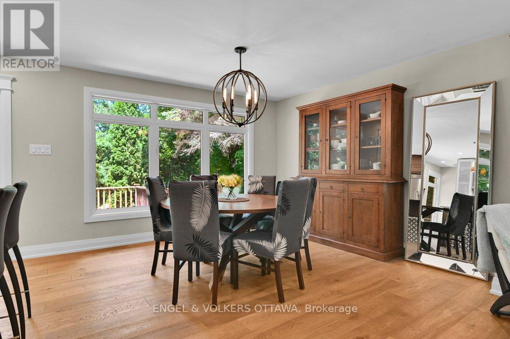 3 Bed, 2 Bath House for Sale in Ottawa – 580 THESSALY CIRCLE, Ottawa – MLS# X13462258 - Image 10