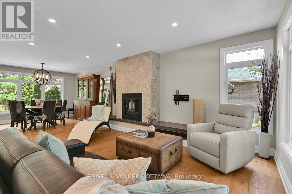 3 Bed, 2 Bath House for Sale in Ottawa – 580 THESSALY CIRCLE, Ottawa – MLS# X13462258 - Image 8