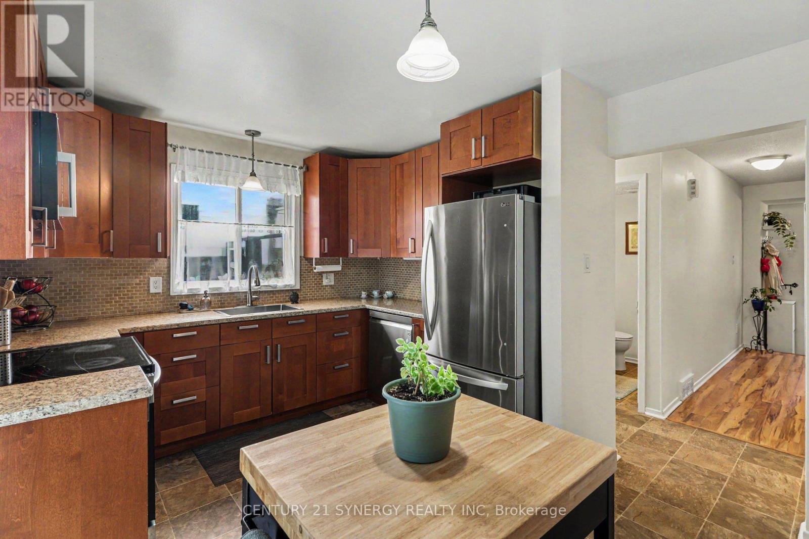 4 Bed, 2 Bath House for Sale in Ottawa – 1082 TAFFY LANE, Ottawa – MLS# X13462300 - Image 13