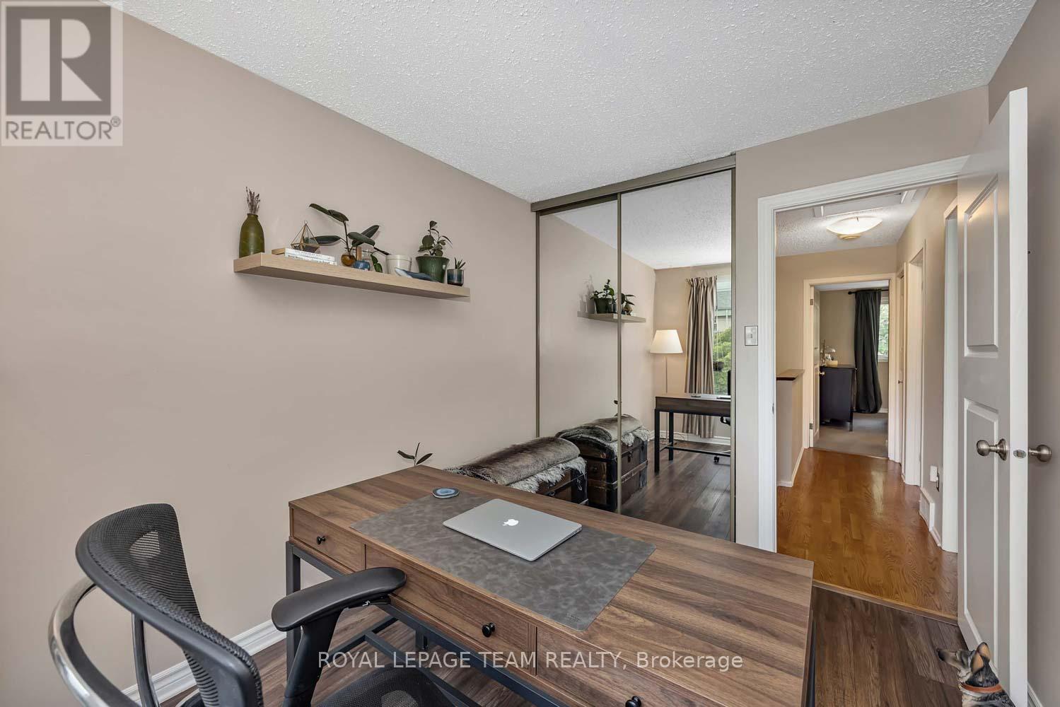 3 Bed, 2 Bath House for Sale in Ottawa – 215 BOOTH STREET, Ottawa – MLS# X13462400 - Image 33