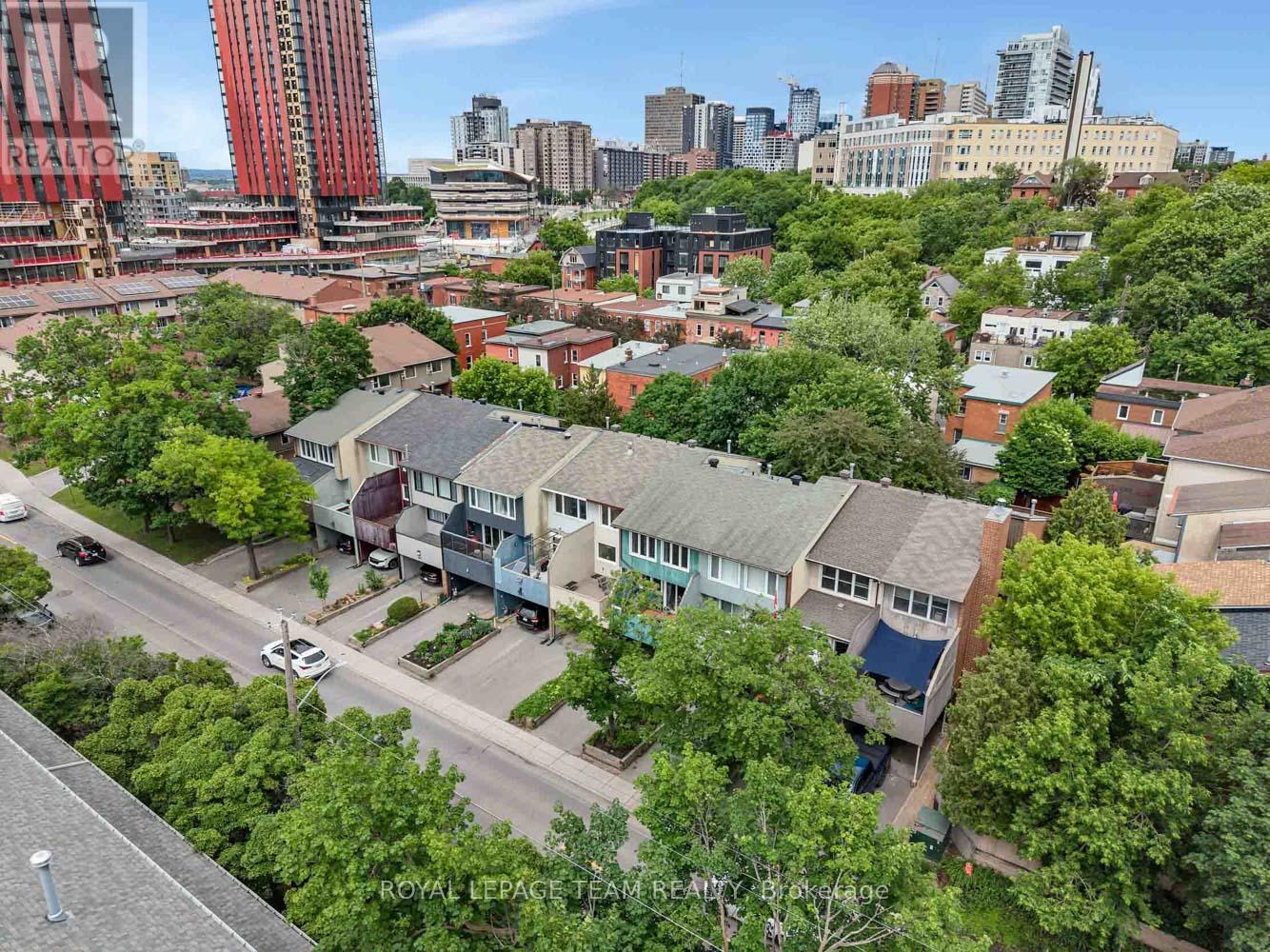 3 Bed, 2 Bath House for Sale in Ottawa – 215 BOOTH STREET, Ottawa – MLS# X13462400 - Image 46
