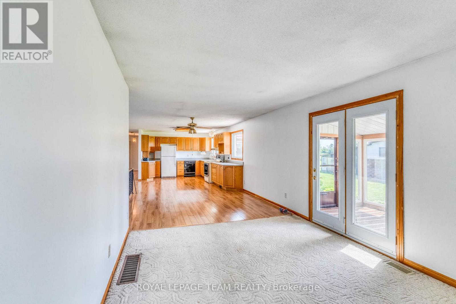 399 RAE ROAD - 17