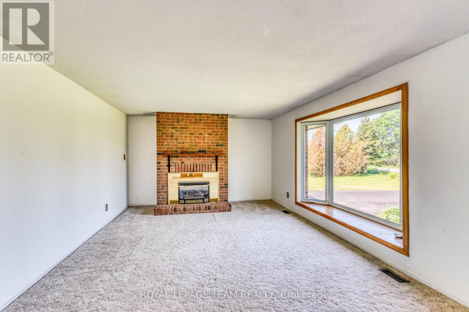 399 RAE ROAD - 18